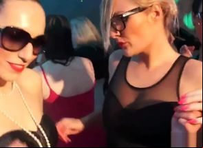 Soiree ladies play in club